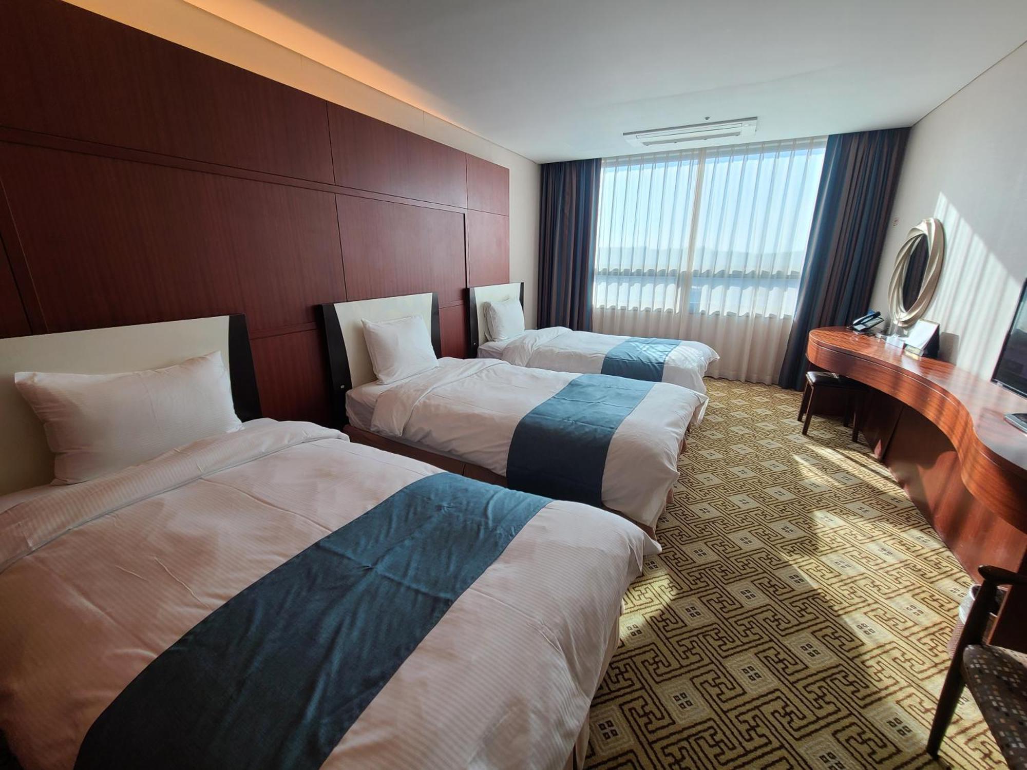 Sun Valley Hotel Yeoju ภายนอก รูปภาพ